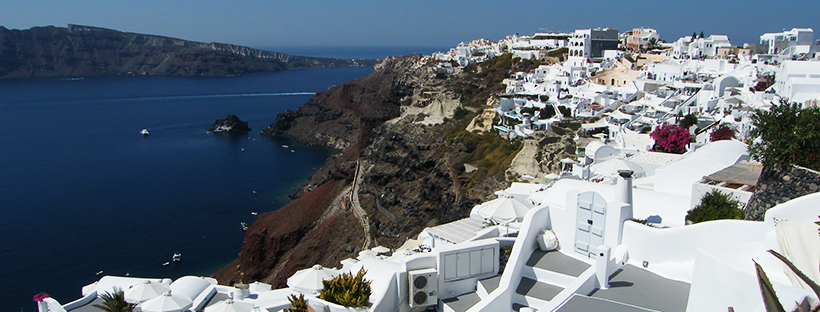 The long walk to Oia